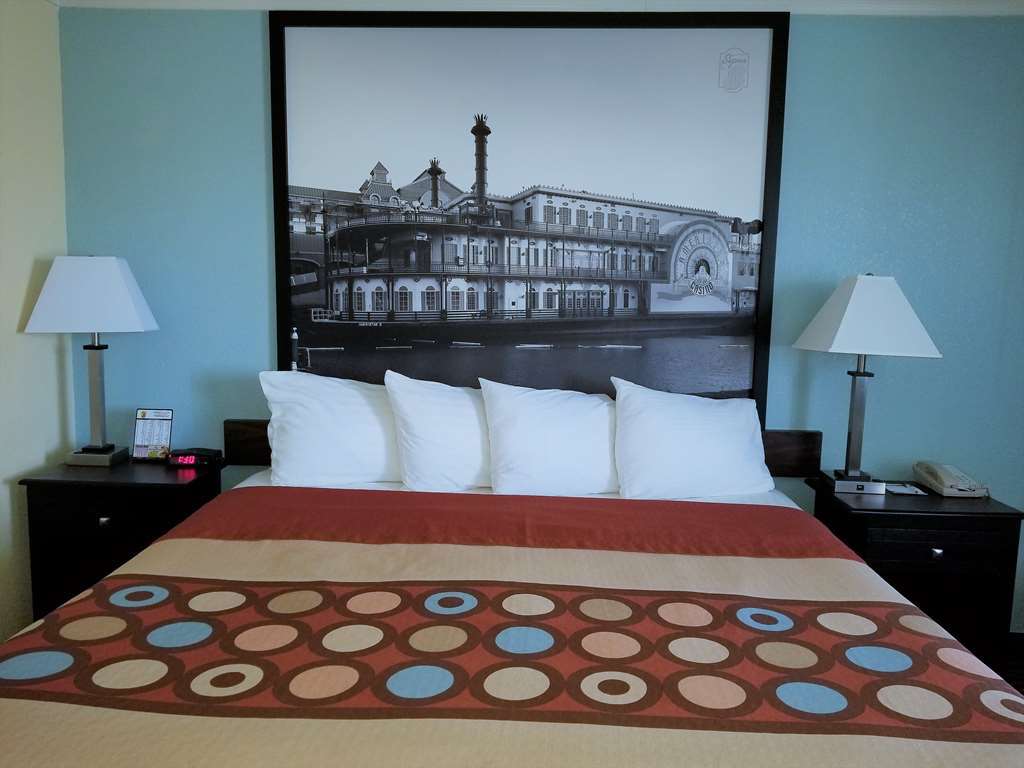 Super 8 By Wyndham Des Moines Hotel Szoba fotó
